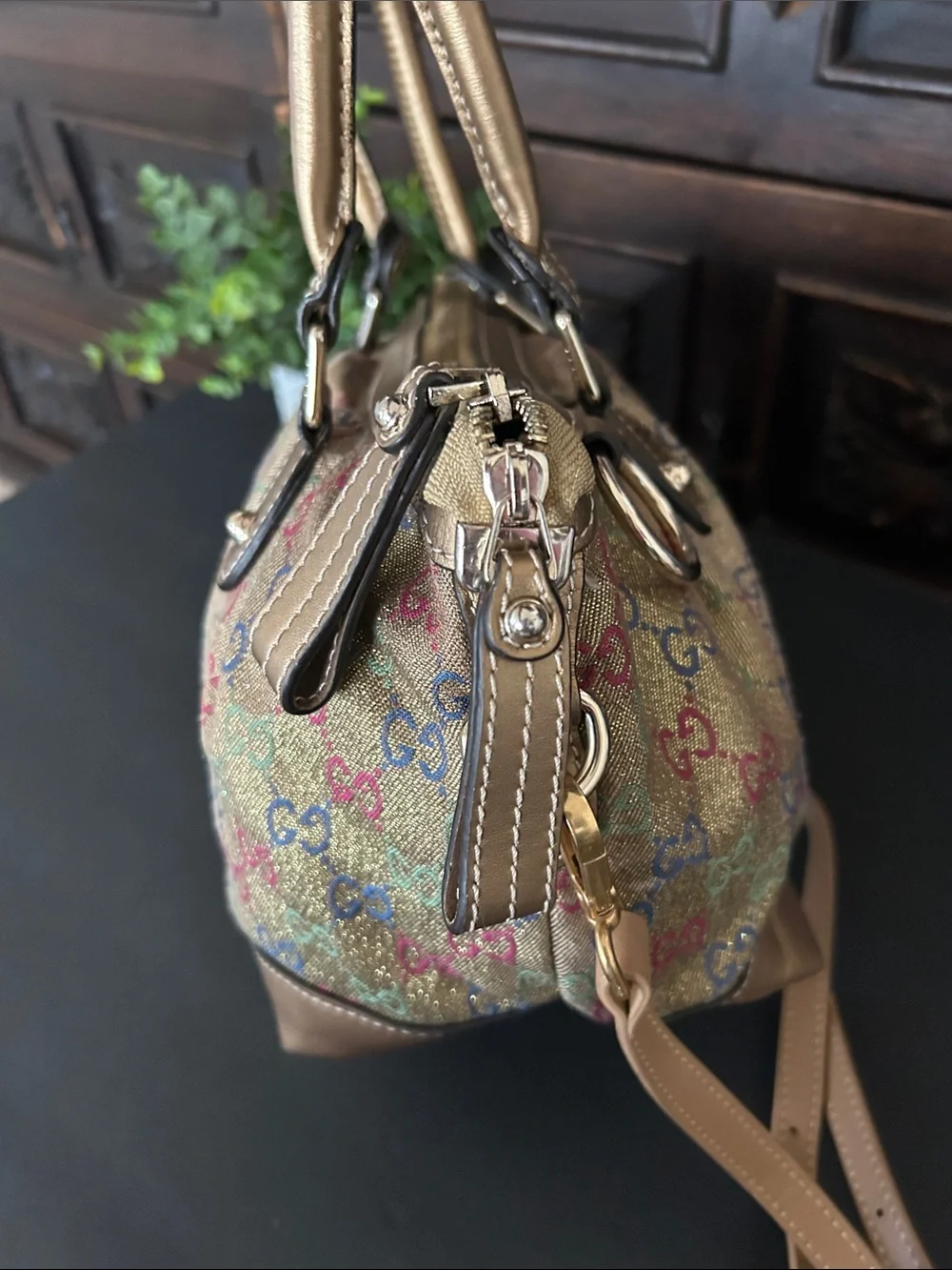 Beautiful bag beautiful shoulder